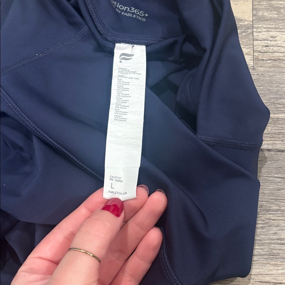 Fabletics navy blue leggings size large - Picture 3 of 3